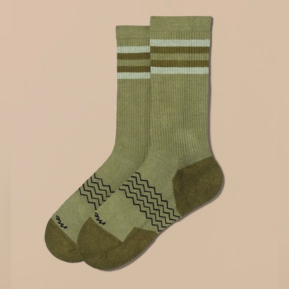 MeUndies Women's Essential Crew Sock Bundle - Blue, Black/Gray, Olive (NWT) - Picture 4 of 7